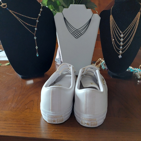 New White Leather Velcro Strap Converse Chuck Taylor Sneakers - Picture 3 of 6